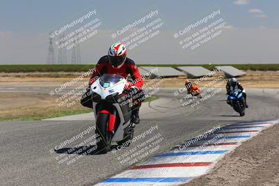 media/Sep-04-2023-Lets Ride (Mon) [[34443f911e]]/B Group/1220pm (Wheelie Bump)/